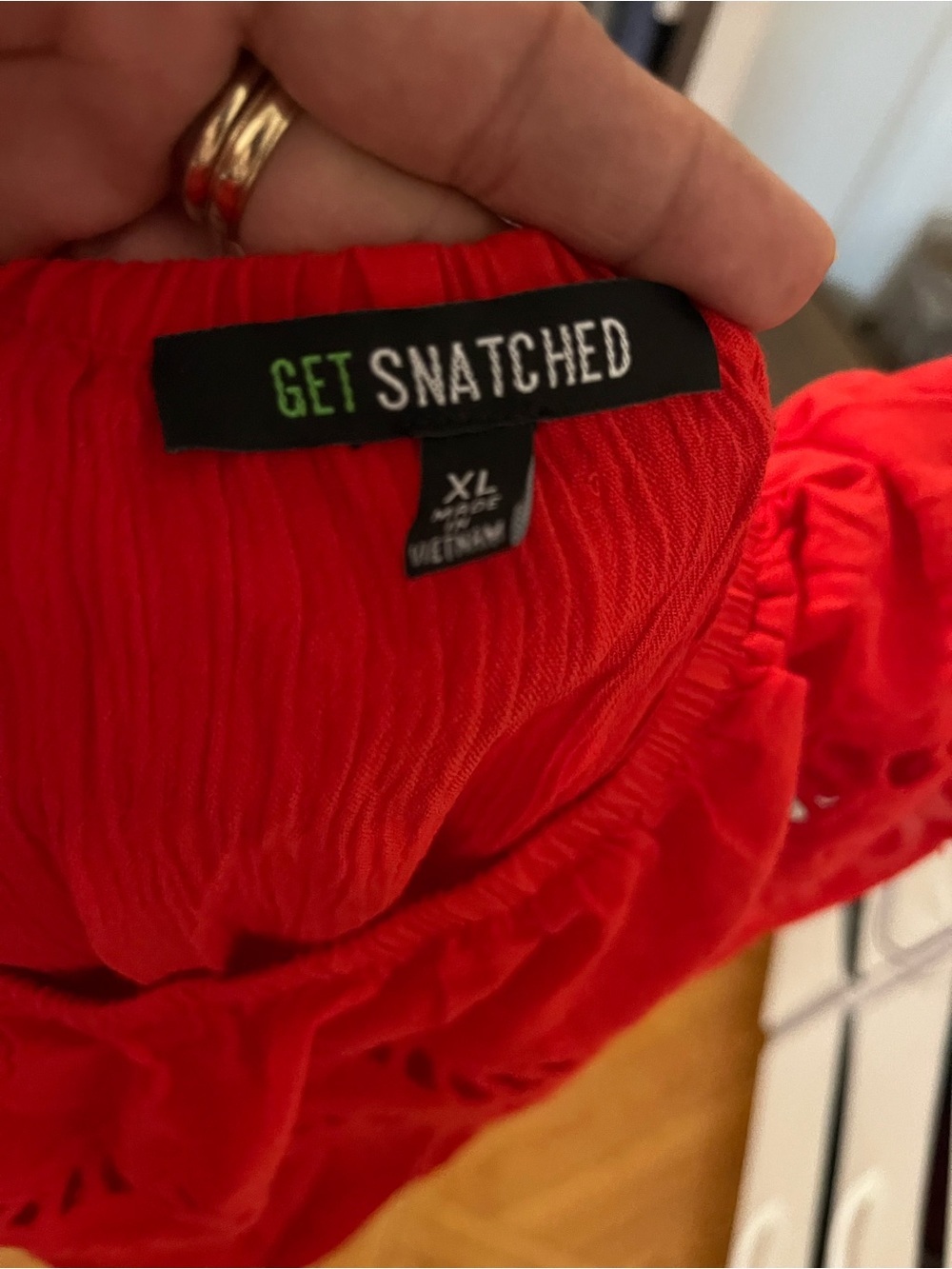 Women’s Red Off-Shoulder Eyelet Ruffle Top - Picture 3 of 3